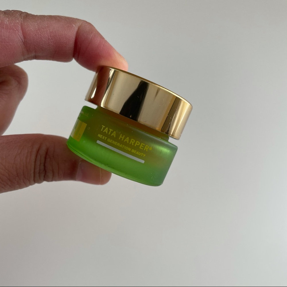 Tata Harper Resurfacing Mask Mini - Picture 2 of 4